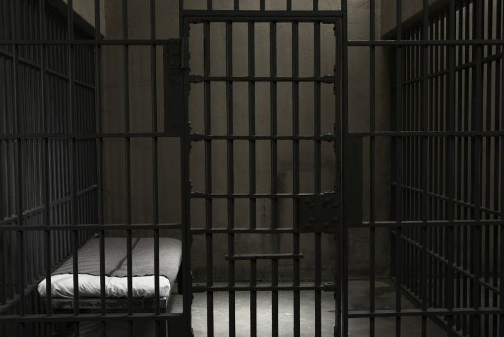 Boggs Act introduces minimum sentencing in 1951.