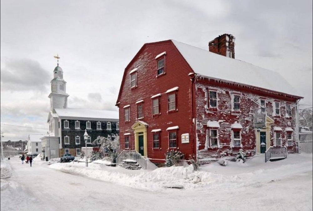 Restaurants: White Horse Tavern founded in 1673