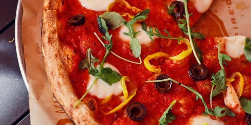 Blaze Fast-Fire'd Pizza