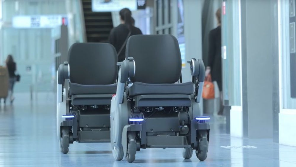 20 of the Coolest Things in Airports Around the World