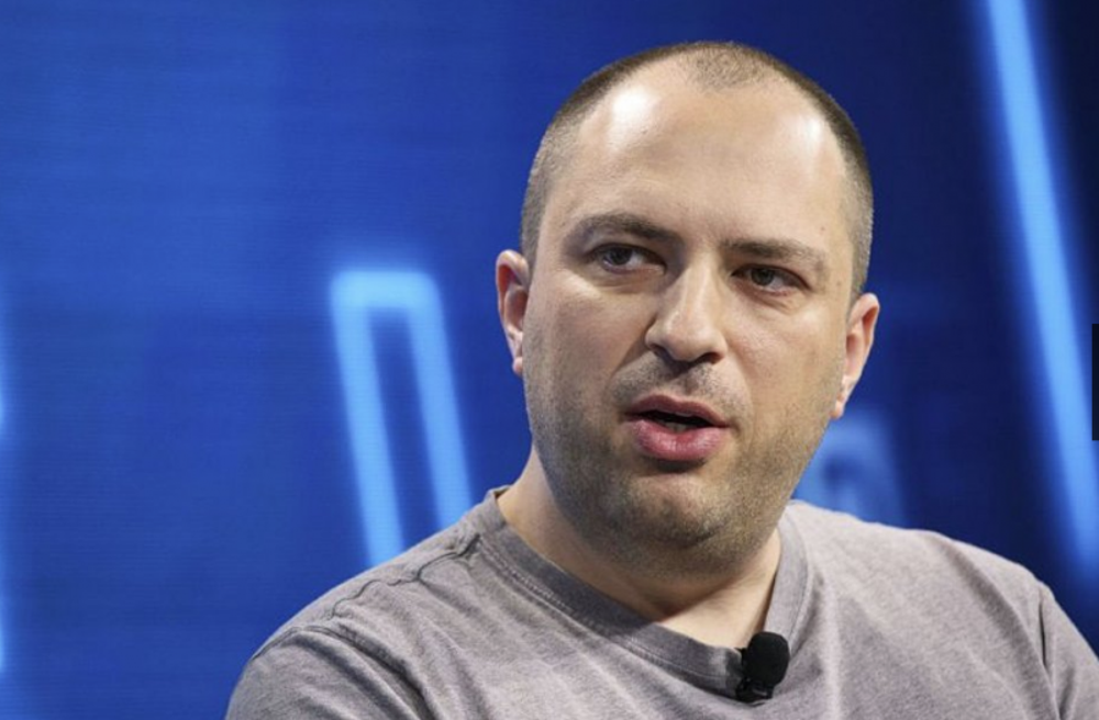 Jan Koum trabajó como conserje y recolectaba cupones de comida antes de lanzar Whatsapp