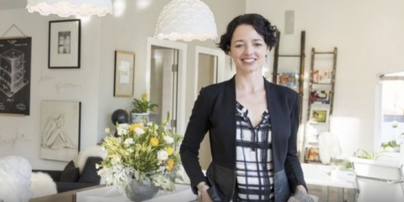 “Ser emprendedor significa ser un artista de la vida. Implica estar dispuesto a tomar riesgos por creer profundamente en hacer algo que vale la pena.”