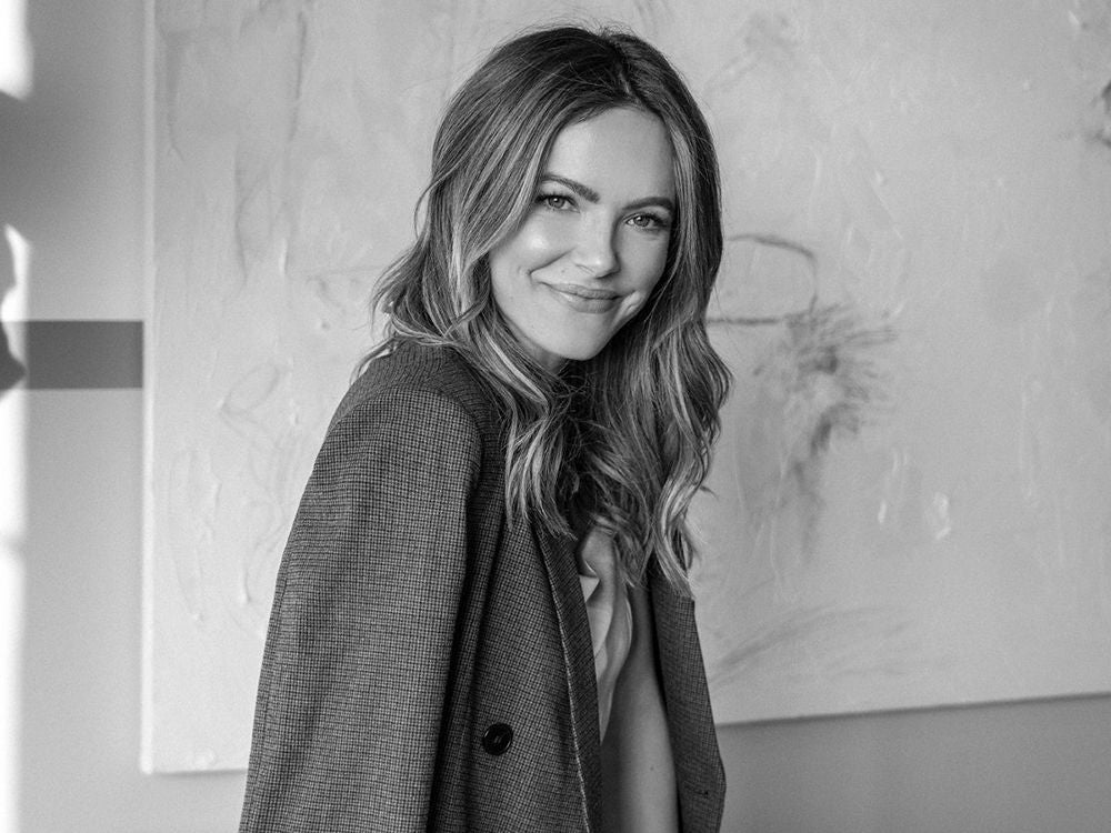 Ali Grant, Be Social