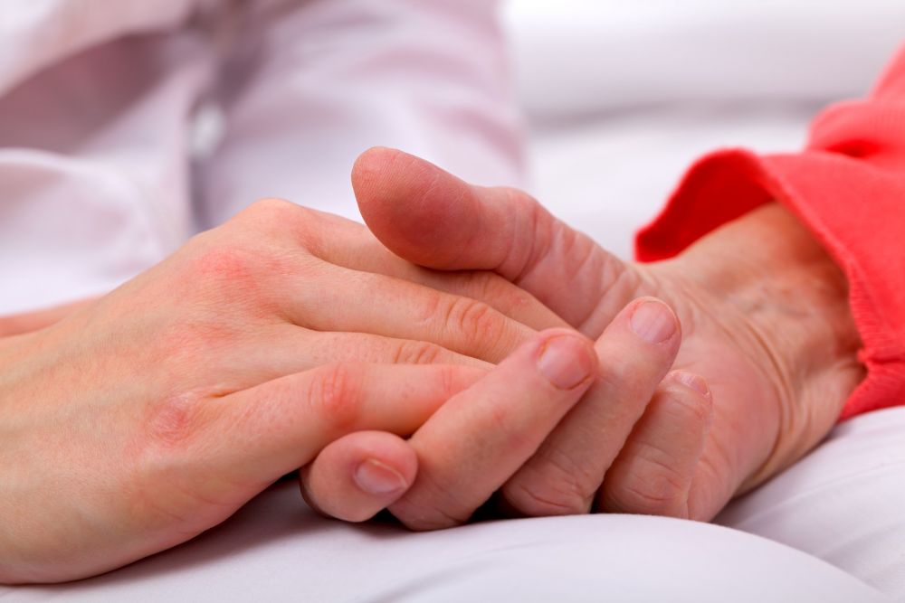 1. Seguro de vida, gastos médicos o apoyo en hospitalización en caso graves, como Covid-19